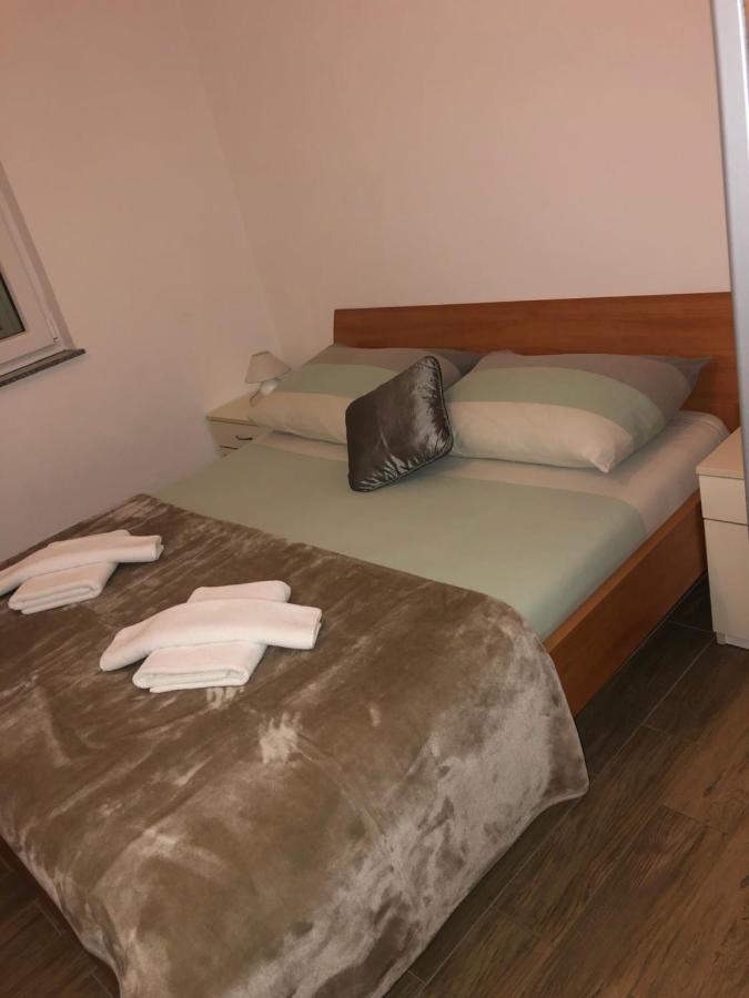 Apartmani Ivana Cres Εξωτερικό φωτογραφία